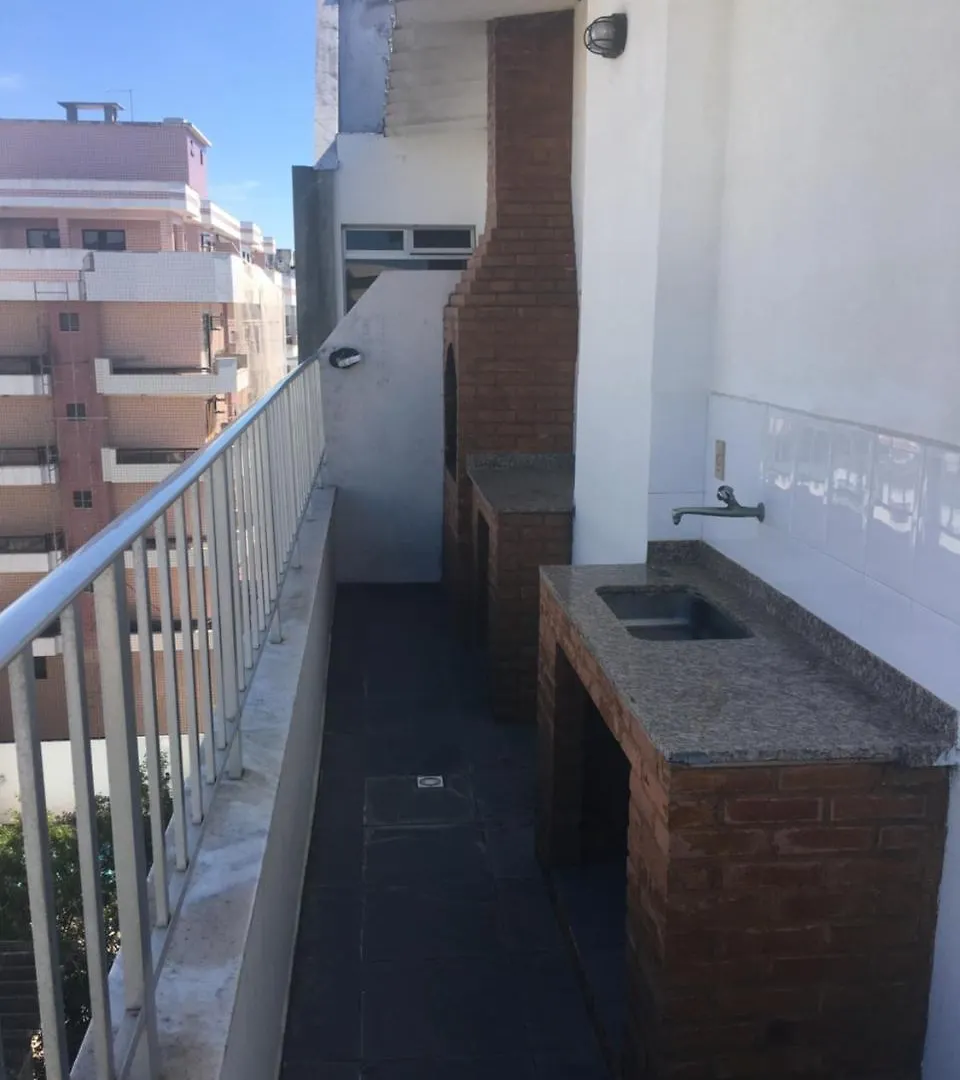 Apartamento Cobertura duplex 2 quadras praia Cabo Frío